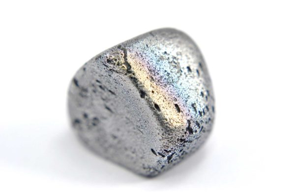 Iron meteorite 9.1 gram macro photography 09