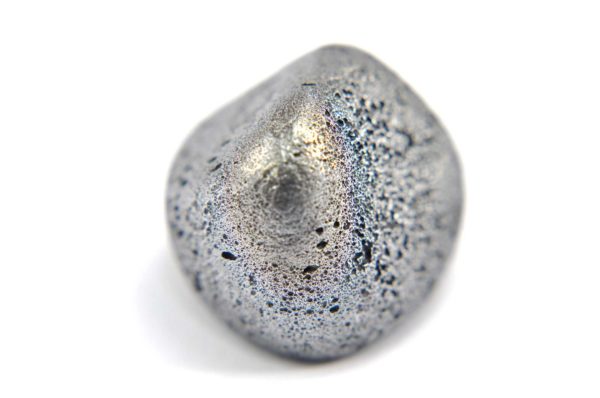 Iron meteorite 9.1 gram macro photography 06
