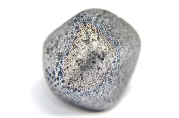 Iron meteorite 14.2 gram macro photography 06