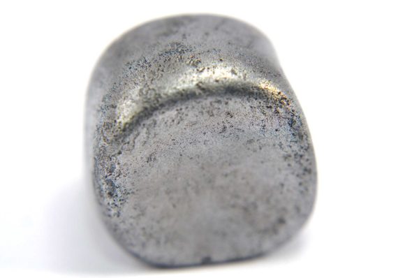 Iron meteorite 18.4 gram macro photography 12