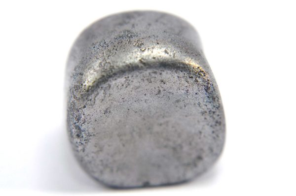 Iron meteorite 18.4 gram macro photography 04