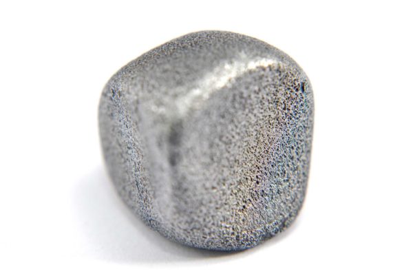 Iron meteorite 11.8 gram macro photography 16