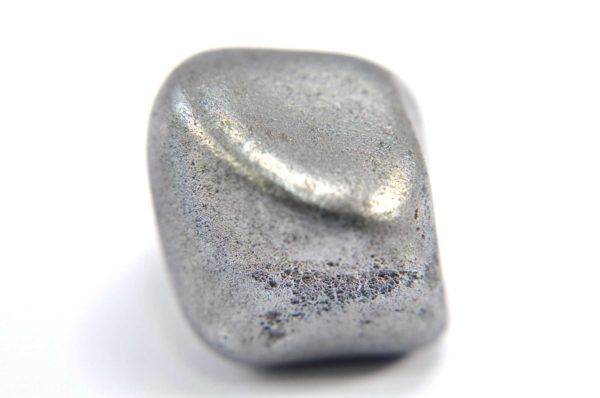 Iron meteorite 16.8 gram macro photography 10