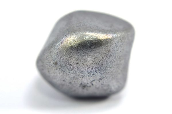 Iron meteorite 16.8 gram macro photography 06
