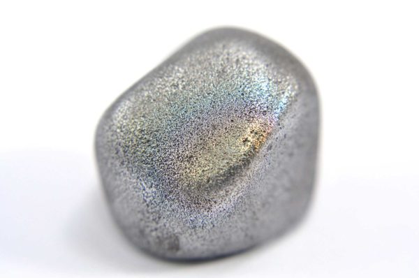Iron meteorite 14.7 gram macro photography 03
