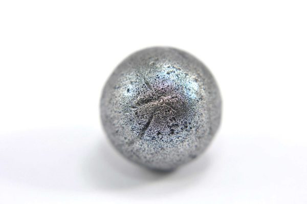 Iron meteorite 6.7 gram macro photography 02