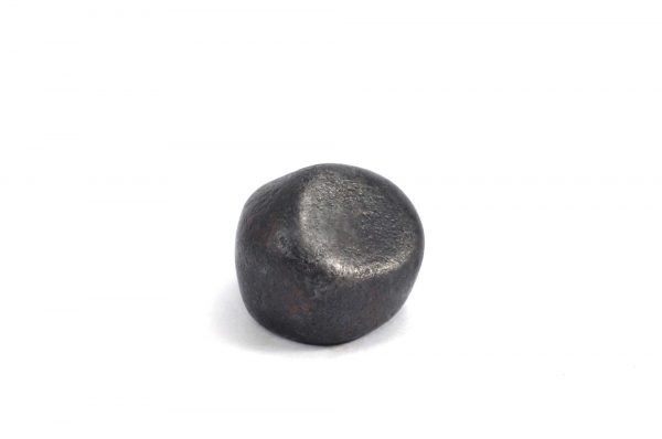 Iron meteorite 17.4 gram wide photography 02