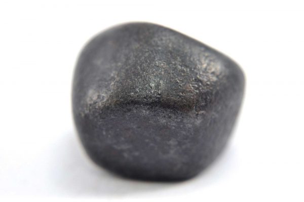 Iron meteorite 17.4 gram macro photography 07