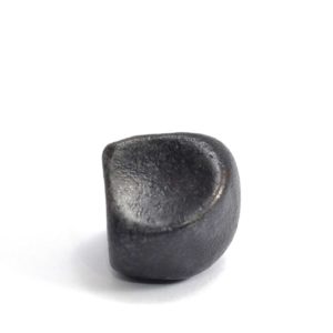 Iron meteorite 18.4 gram wide photography 03