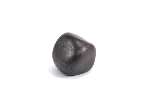 Iron meteorite 16.1 gram wide photography 04