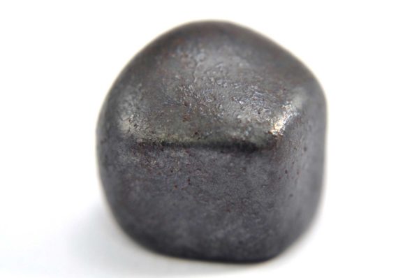 Iron meteorite 16.1 gram macro photography 07