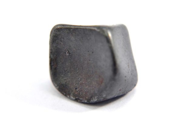 Iron meteorite 7.9 gram macro photography 03
