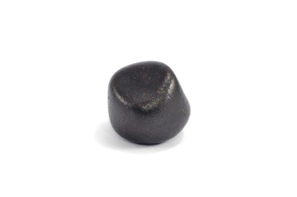 Iron meteorite 18.0 gram wide photography 03