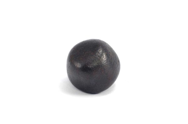 Iron meteorite 18.0 gram wide photography 02