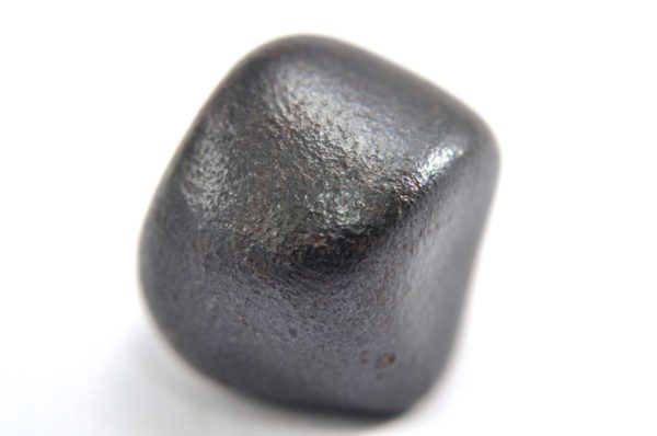 Iron meteorite 18.0 gram macro photography 10