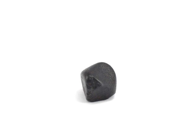 Iron meteorite 5.4 gram wide photography 06
