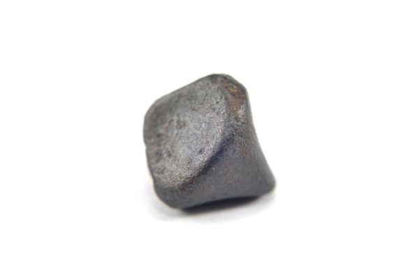 Iron meteorite 5.4 gram macro photography 13