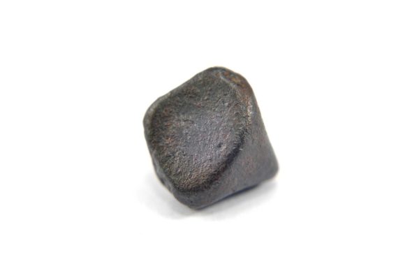 Iron meteorite 5.4 gram macro photography 09