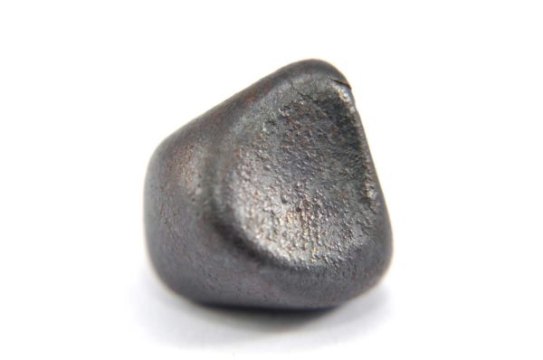 Iron meteorite 17.5 gram macro photography 06