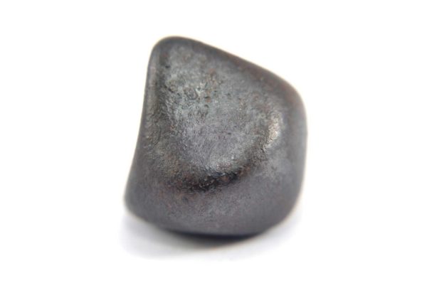 Iron meteorite 17.5 gram macro photography 05