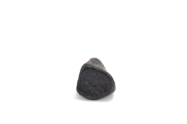 Iron meteorite 6.9 gram wide photography 11
