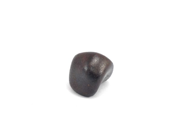 Iron meteorite 9.1 gram wide photography 02