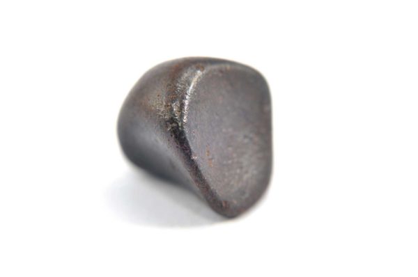 Iron meteorite 9.1 gram macro photography 03