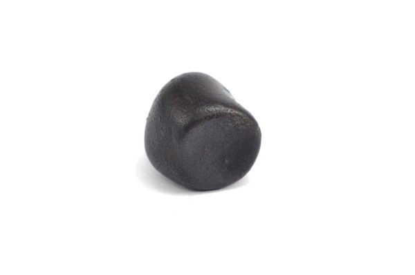 Iron meteorite 17.4 gram wide photography 01