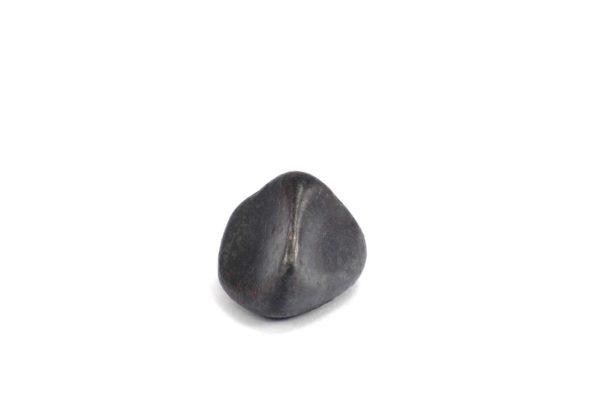 Iron meteorite 8.6 gram wide photography 05