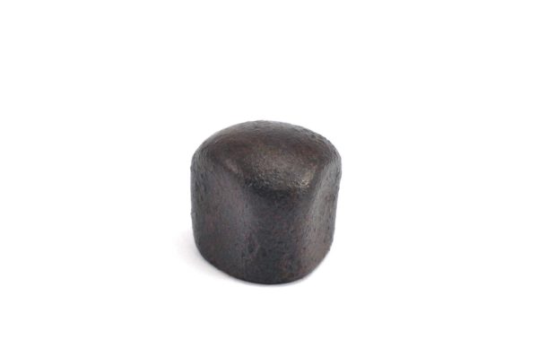 Iron meteorite 18.1 gram wide photography 01