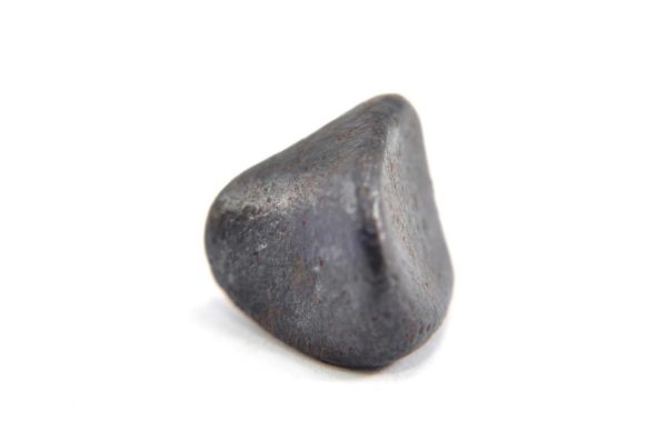 Iron meteorite 6.9 gram macro photography 05