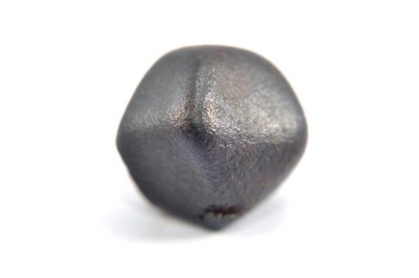 Iron meteorite 15.1 gram macro photography 10