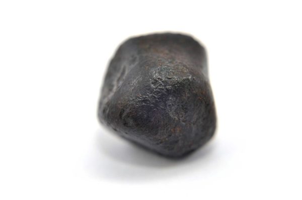 Iron meteorite 14.0 gram macro photography 09