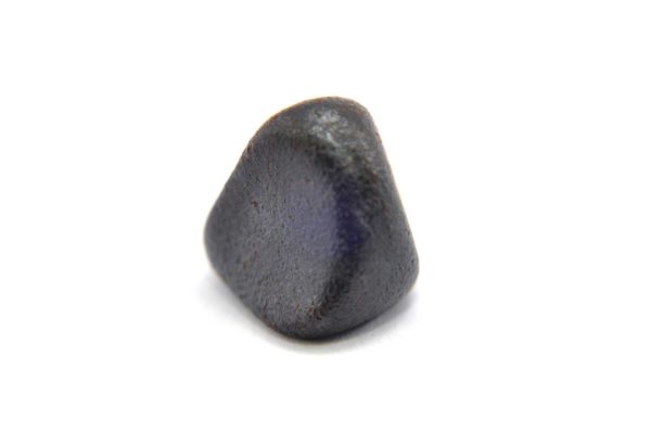 Iron meteorite 5.8 gram macro photography 01