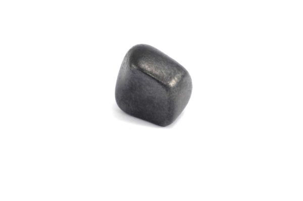 Iron meteorite 11.1 gram wide photography 01