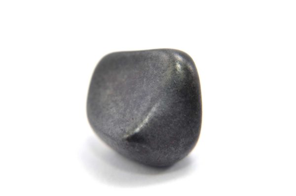 Iron meteorite 11.1 gram macro photography 07
