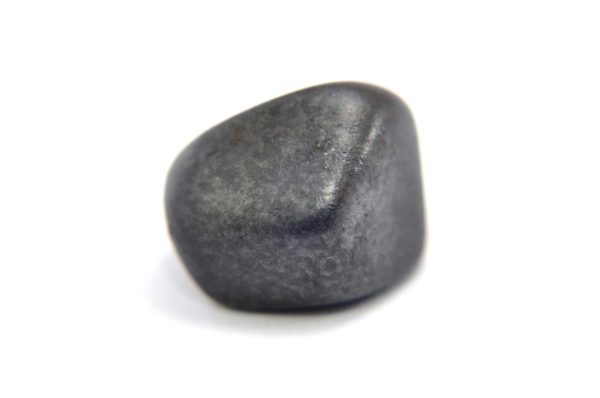 Iron meteorite 11.1 gram macro photography 02