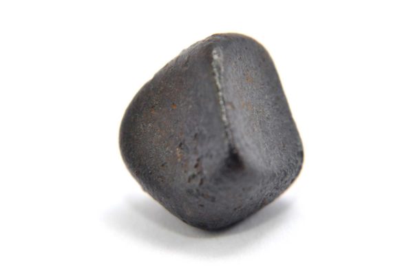 Iron meteorite 11.9 gram macro photography 09