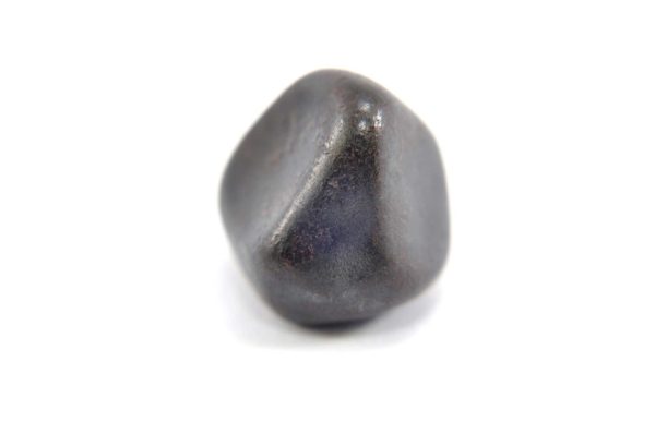 Iron meteorite 8.9 gram macro photography 03
