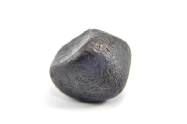 Iron meteorite 11.2 gram macro photography 19