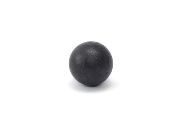 Iron meteorite 18.8 gram wide photography 04
